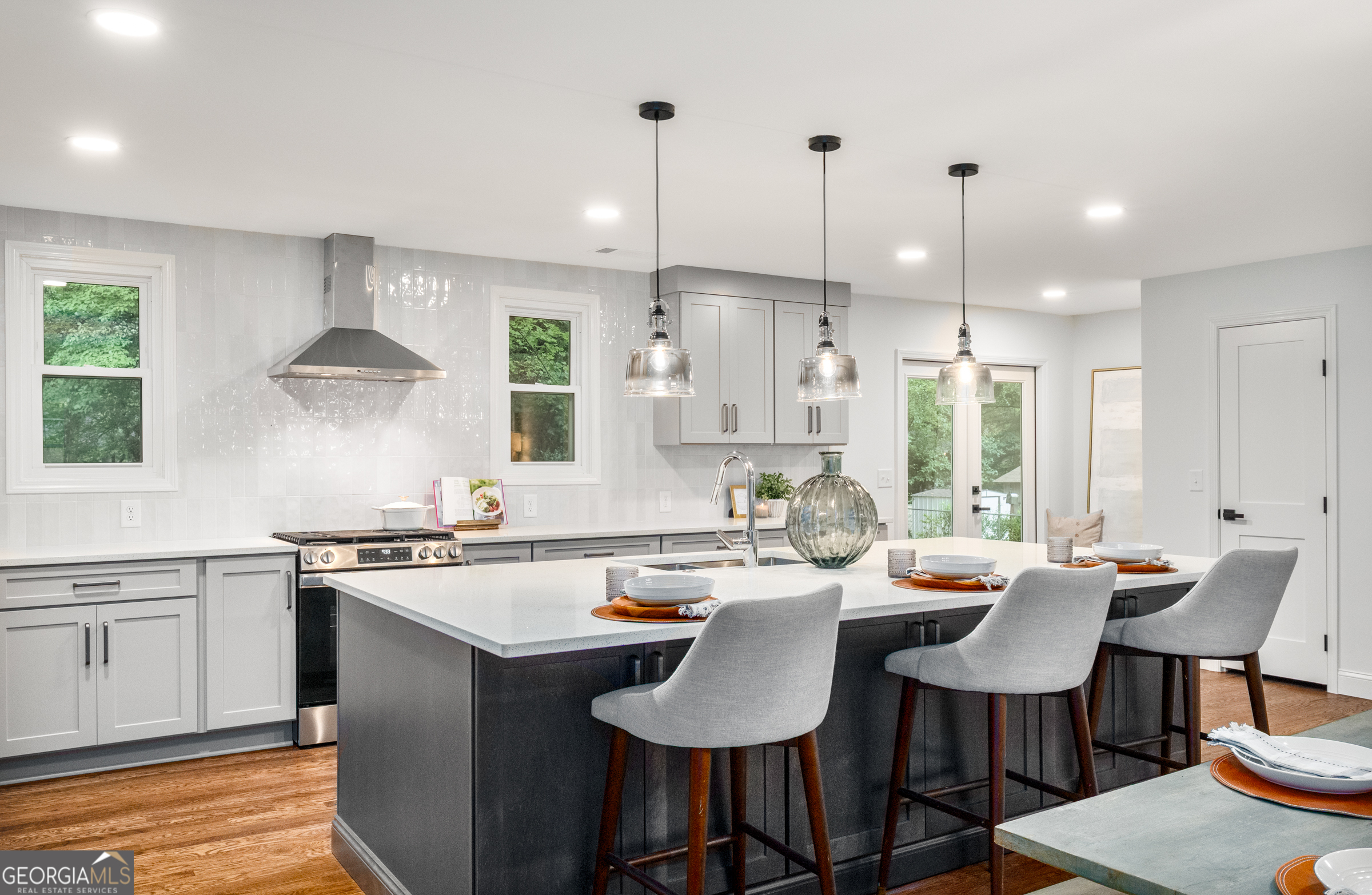 4251 Fontana CT