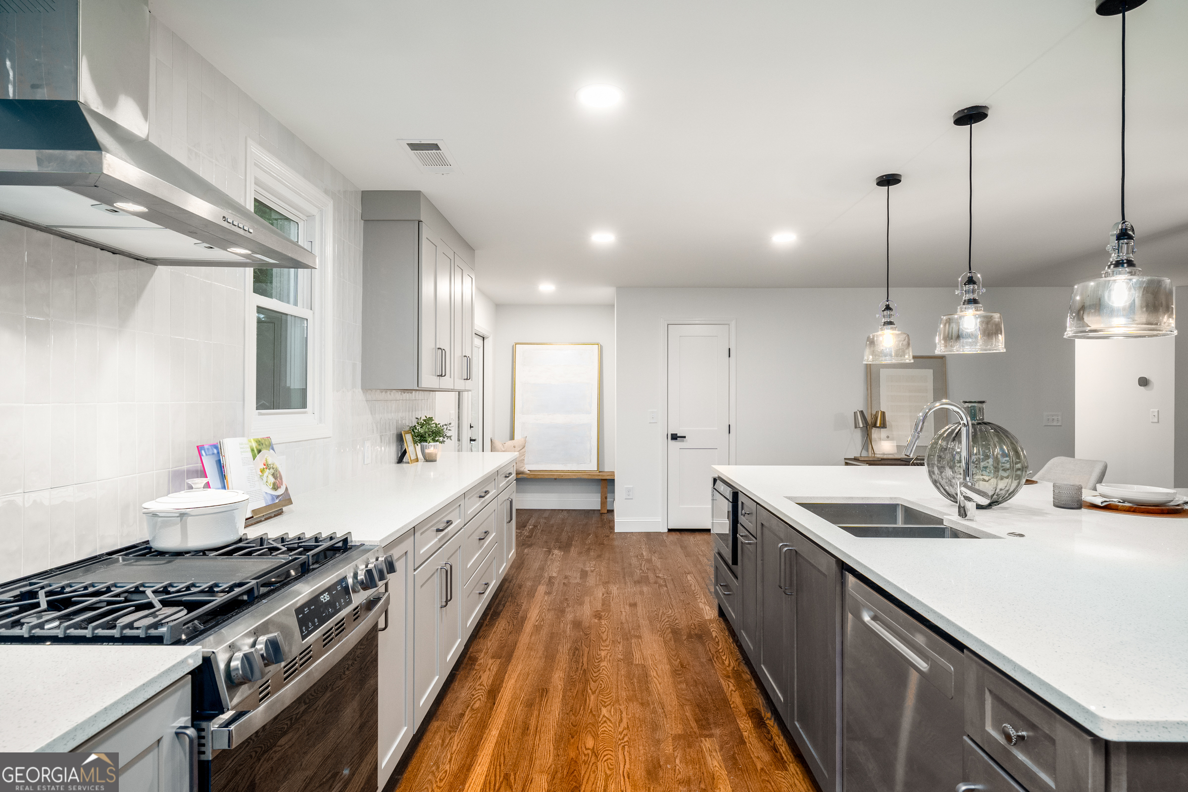 4251 Fontana CT