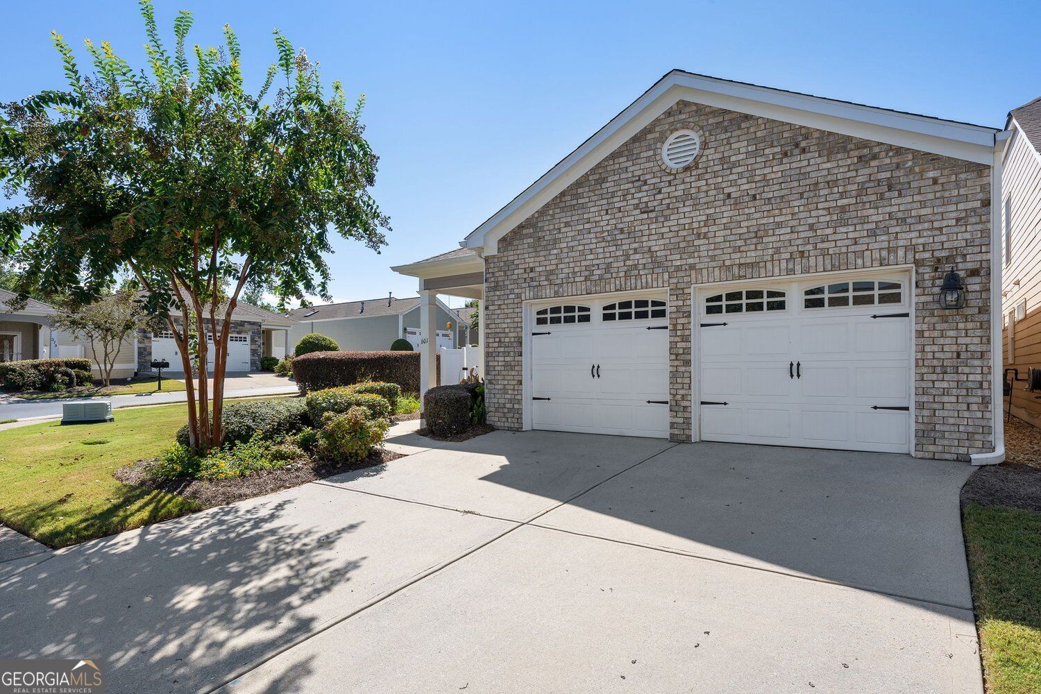 601 Abbey DR