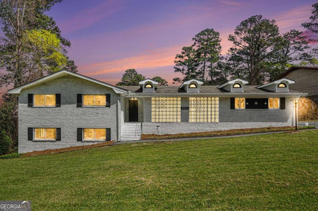 Photo of 2500 AMALFI Drive, Conyers, GA 30012 (MLS # 10723107)