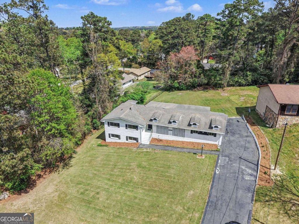 Photo of 2500 AMALFI Drive, Conyers, GA 30012 (MLS # 10723107)