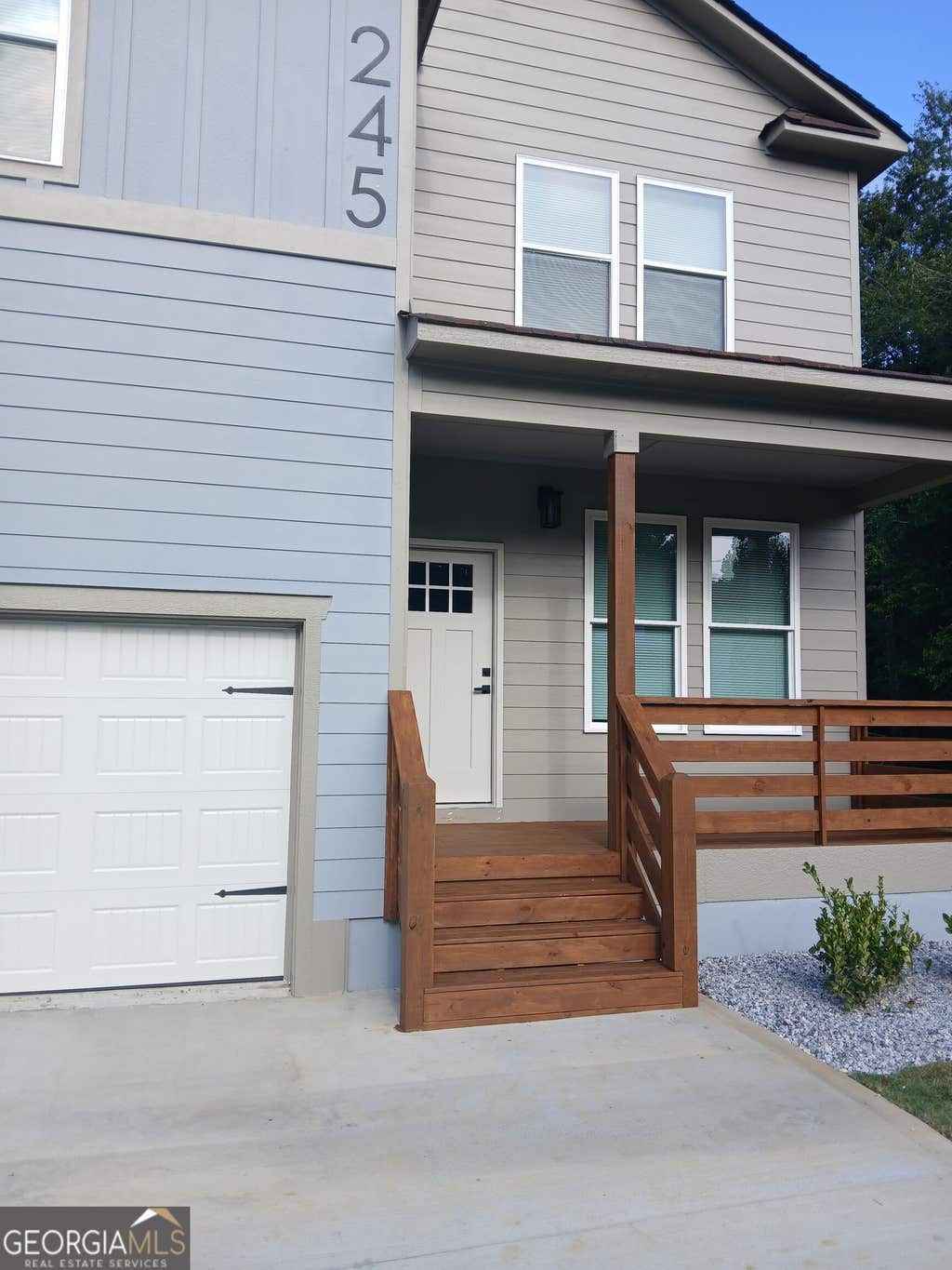 Photo of 245 Lakeview Drive, Locust Grove, GA 30248 (MLS # 10832150)