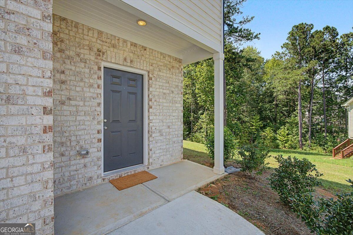 111 Woodside CT