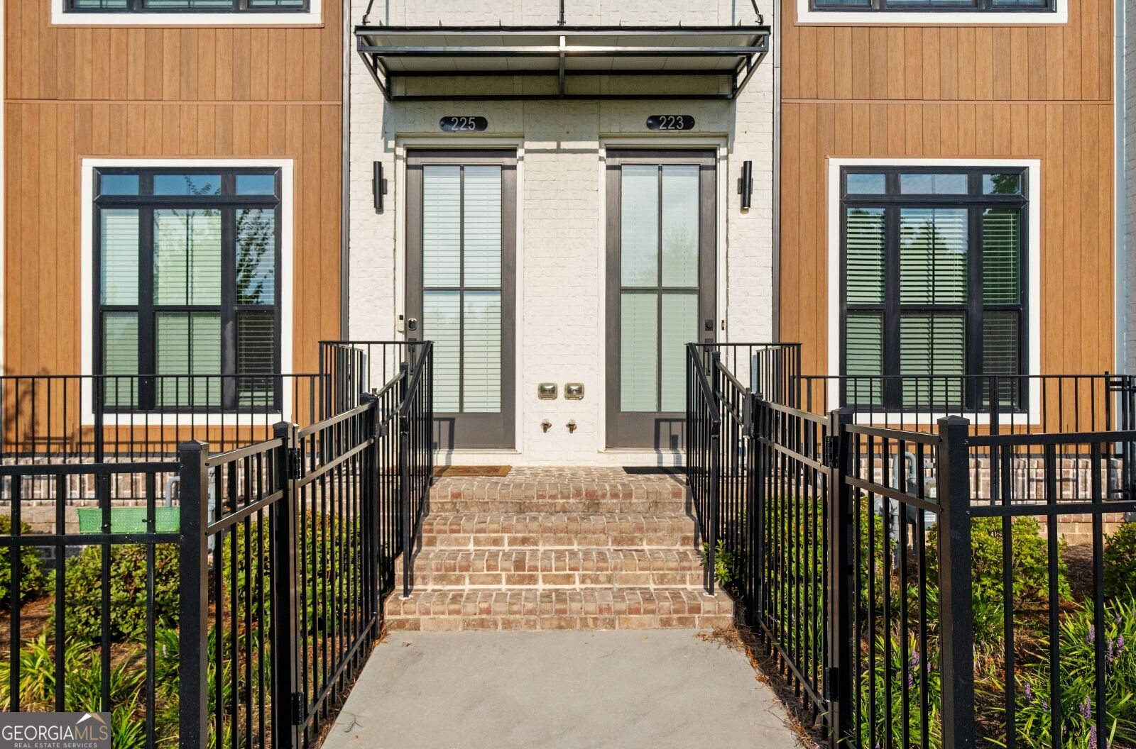 223 Downing Dr