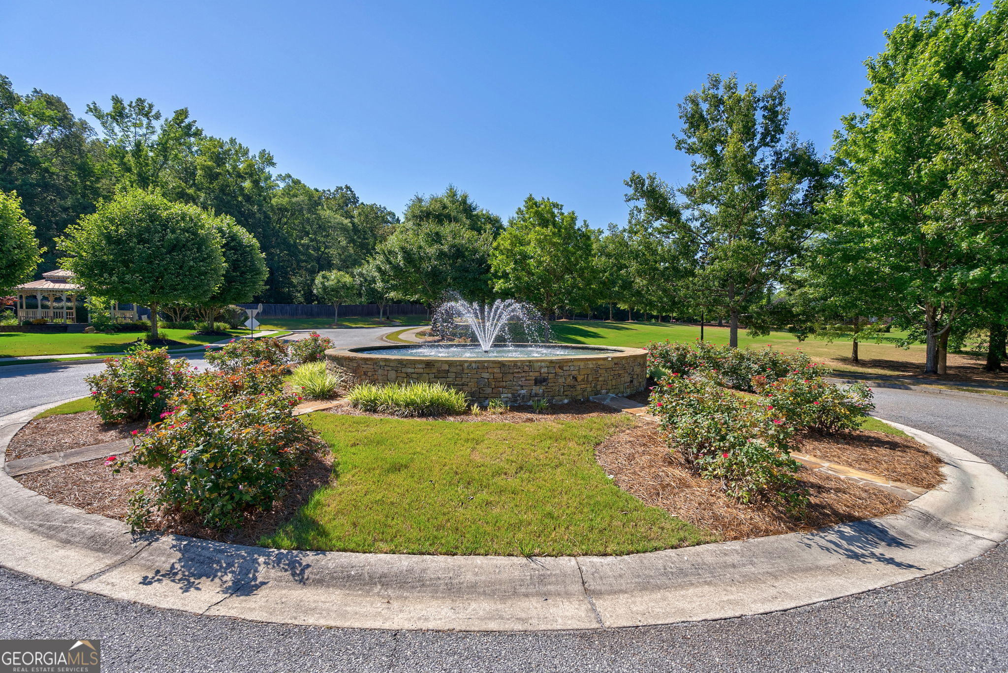 1453 Lincoln DR