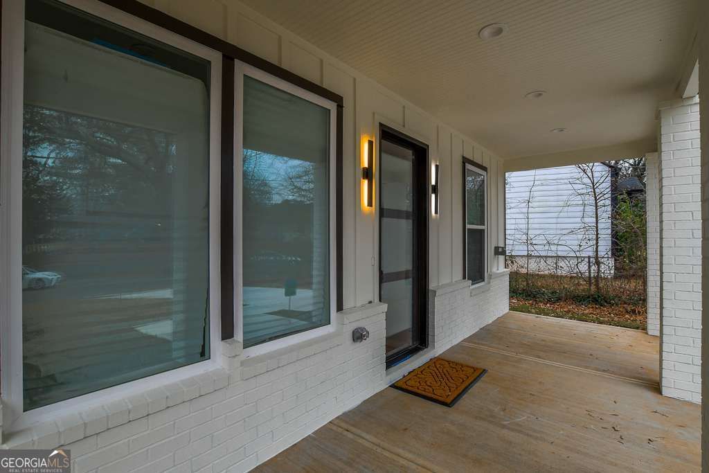 Photo of 1529 Montreat Place SW, Atlanta, GA 30311 (MLS # 10670089)