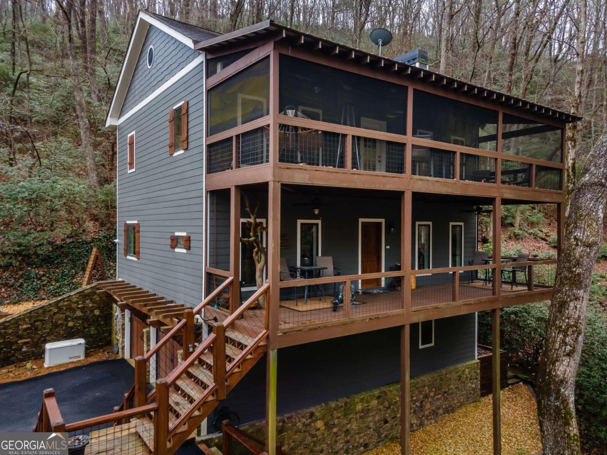 185 Huckleberry Cove RD