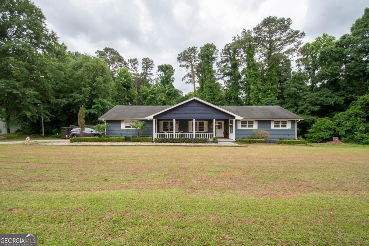 555 White RD