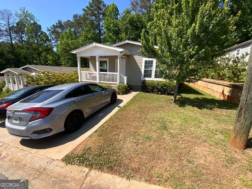 Photo of 21 Hillandale Street, Newnan, GA 30263 (MLS # 10742032)