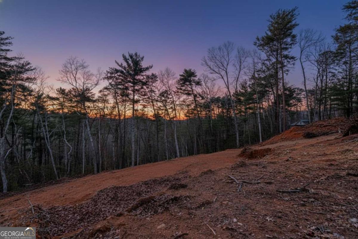 6.44 Whispering Oaks DR