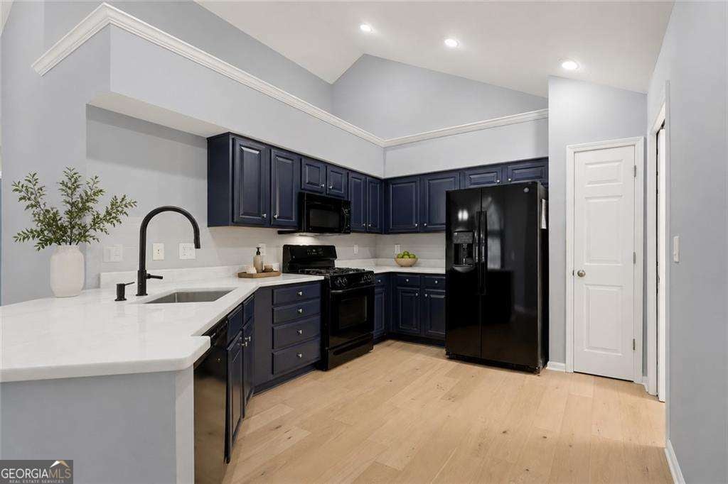 3085 Oakside CIR