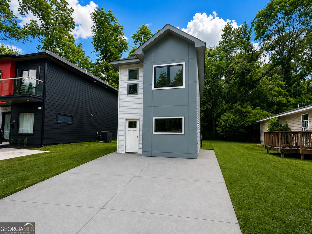 Photo of 314 E Quilly Street, Griffin, GA 30223 (MLS # 10770149)