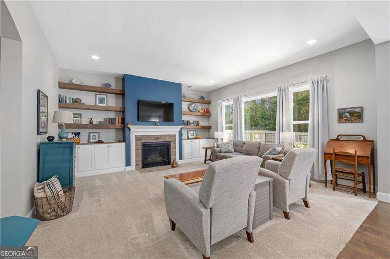 39 Floating Leaf WAY