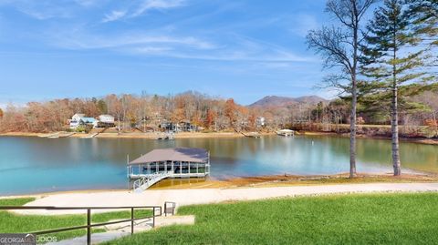 A home in Hiawassee