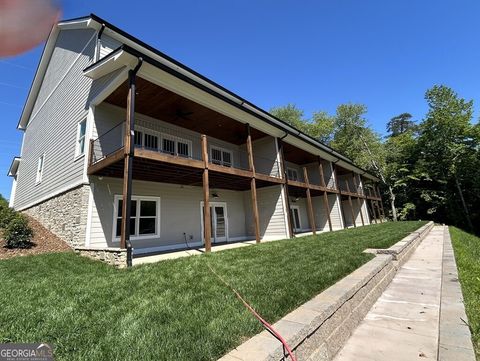 A home in Hiawassee