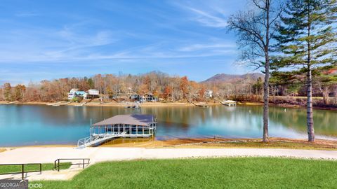 A home in Hiawassee