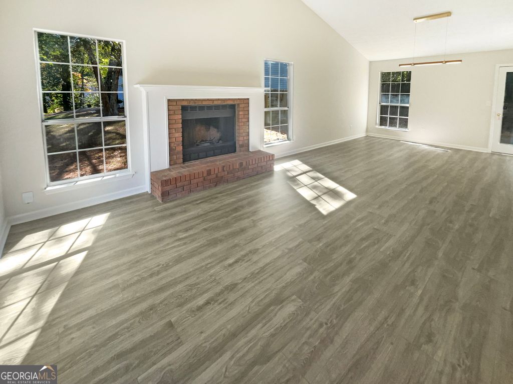 Photo of 1281 Parkwood Chse, Acworth, GA 30102 (MLS # 10629667)
