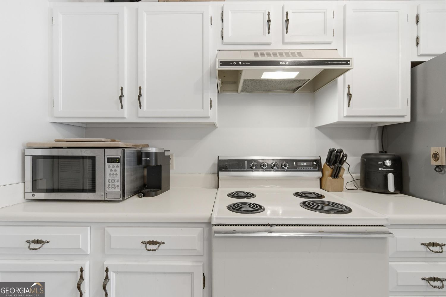 CANNON GATE CONDOS - Residential