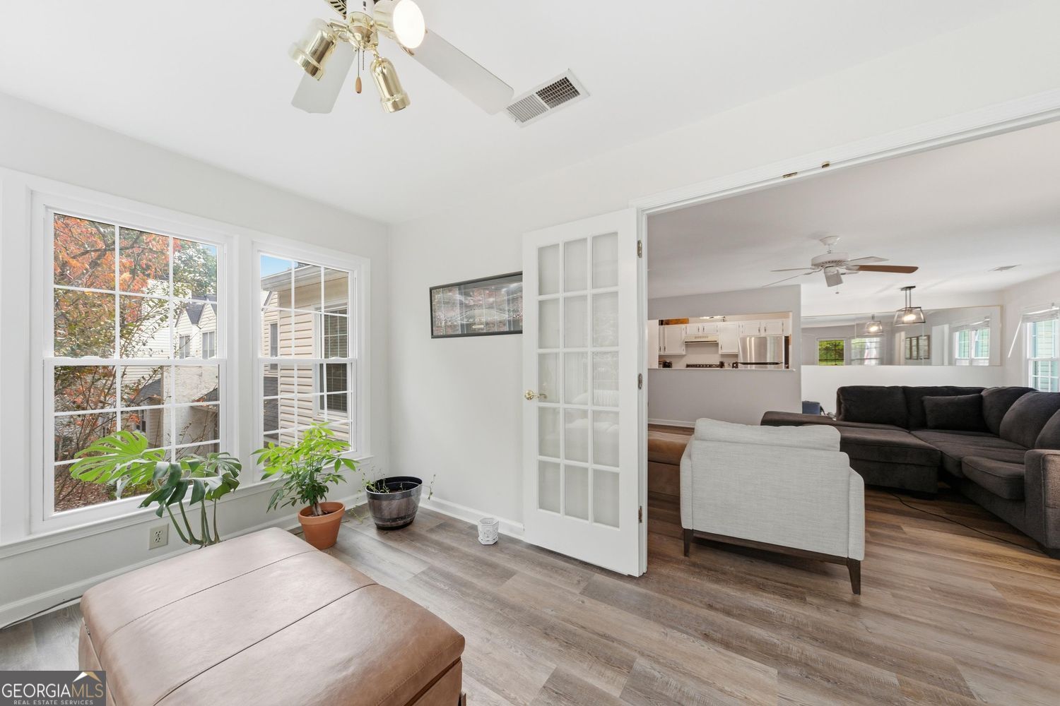 CANNON GATE CONDOS - Residential