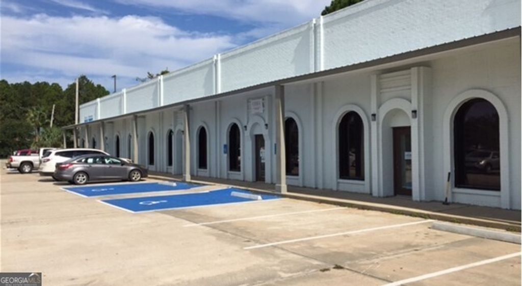 Photo of 106 Shoppers Way #113-114, Brunswick, GA 31525 (MLS # 10781370)