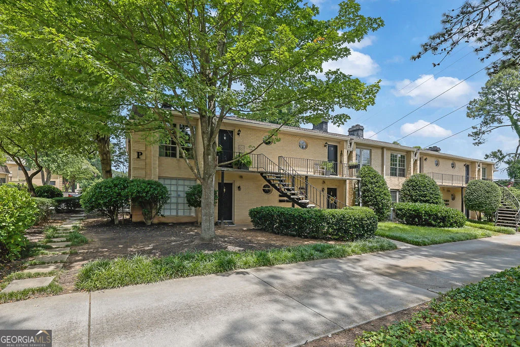 5400 Roswell Road Unit P3