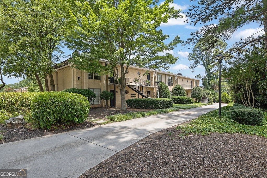 5400 Roswell RD P3