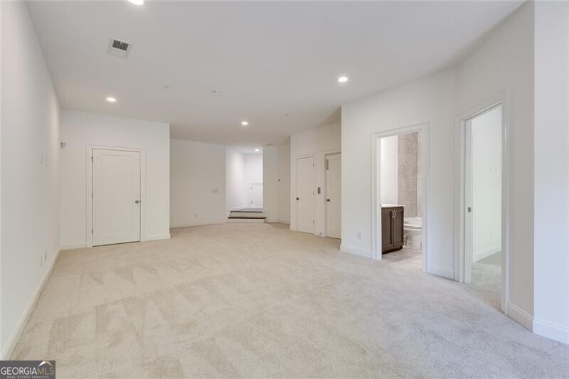 Alpharetta, Georgia 30009, United States, 4 Bedrooms Bedrooms, ,4 BathroomsBathrooms,Residential,Active,95399