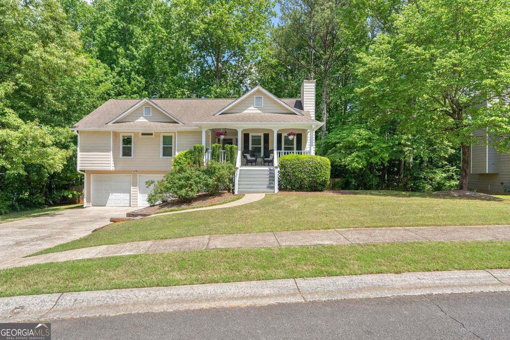 Photo of 304 Rose Creek Way, Woodstock, GA 30189 (MLS # 10764766)