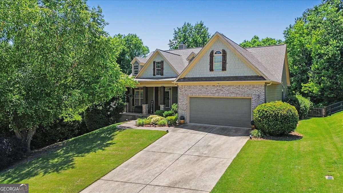 27 Roberson DR NE