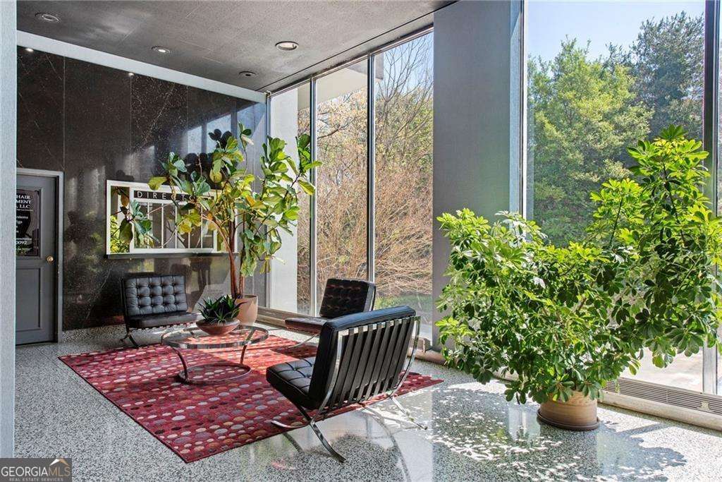 Landmark - Residential