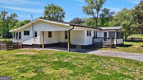 Photo of 230 Mason Road SE, Calhoun, GA 30701 (MLS # 10752998)
