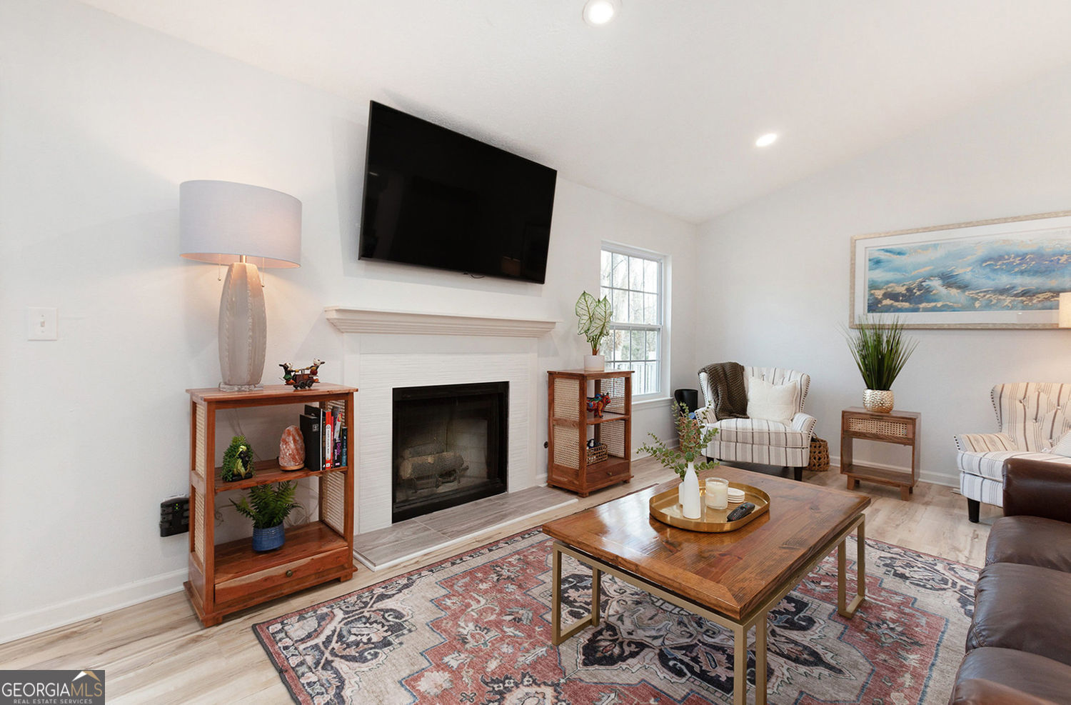 Roswell, Georgia 30076, United States, 2 Bedrooms Bedrooms, ,2 BathroomsBathrooms,Residential,Active,183631