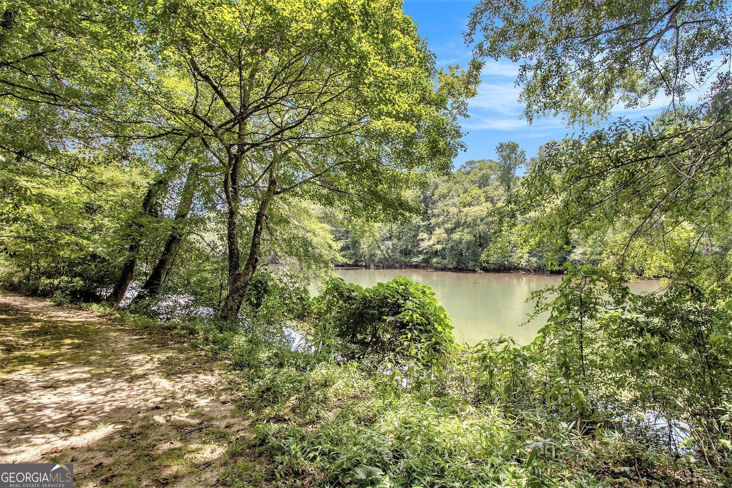 Roswell, Georgia 30076, United States, 2 Bedrooms Bedrooms, ,2 BathroomsBathrooms,Residential,Active,183631