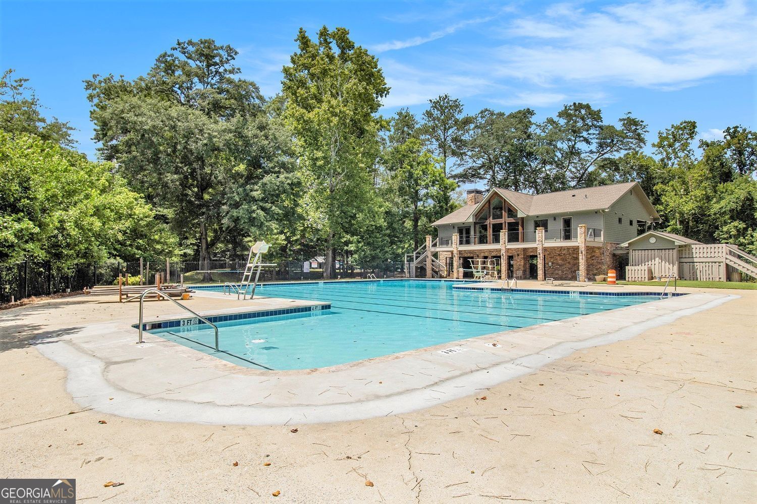 Roswell, Georgia 30076, United States, 2 Bedrooms Bedrooms, ,2 BathroomsBathrooms,Residential,Active,183631