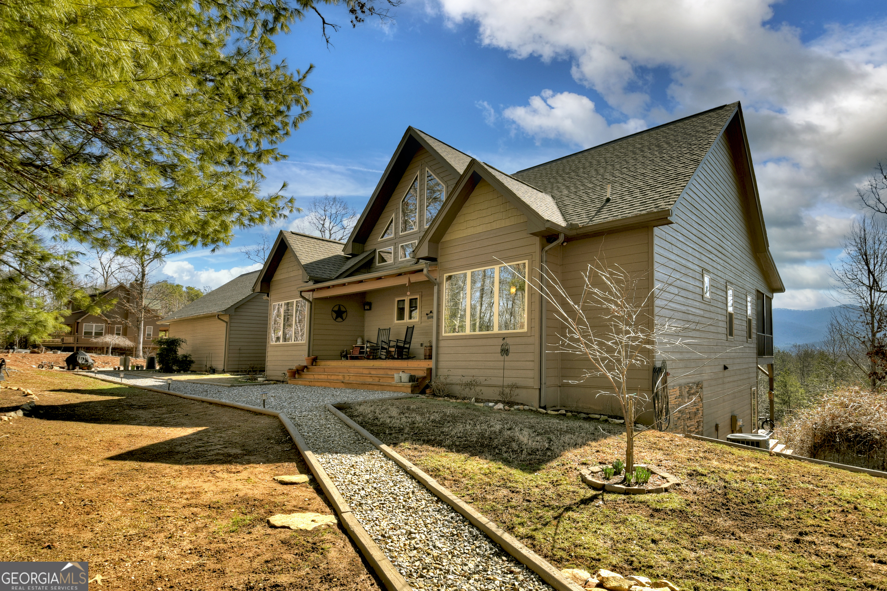 680 Ray DR