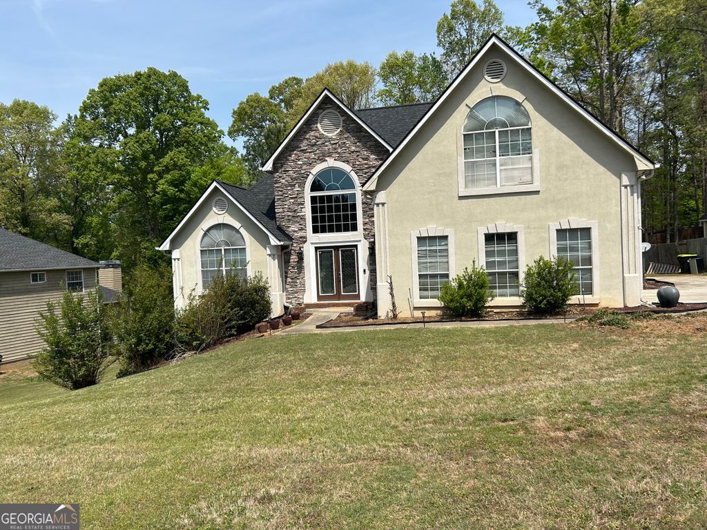 Photo of 155 Spivey Glen Drive, Jonesboro, GA 30236 (MLS # 10728120)