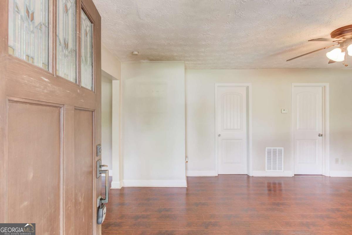5328 Pine Forest RD