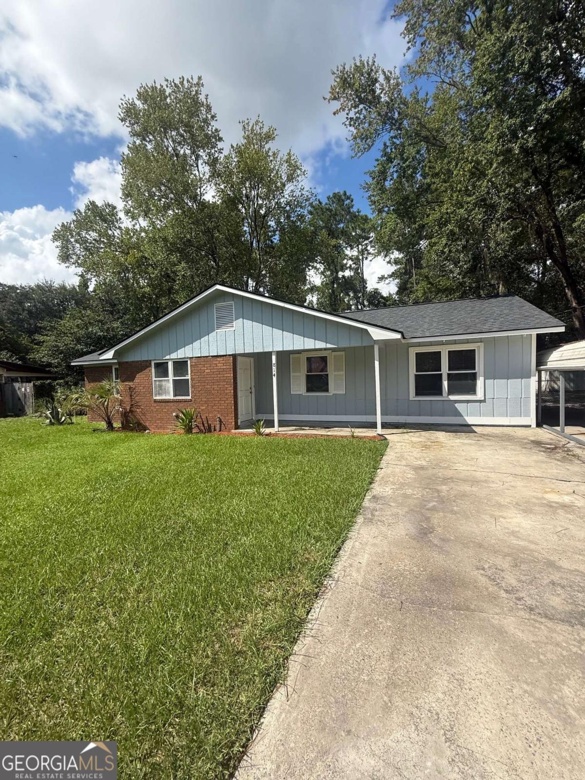Wonderfully maintained 3 bedroom, 1.5 bath rental property with a bonus room, and a large enclosed sunroom available for immediate occupancy! Please stop by our office Monday through Friday between 0900 and 1700 to get more information on this lovely rental property available now for immediate move in! Minimum credit score and income is required