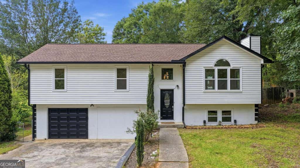 Photo of 6180 Britt Road SW, Mableton, GA 30126 (MLS # 10828680)