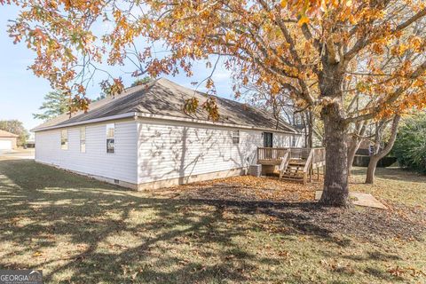 A home in Warner Robins