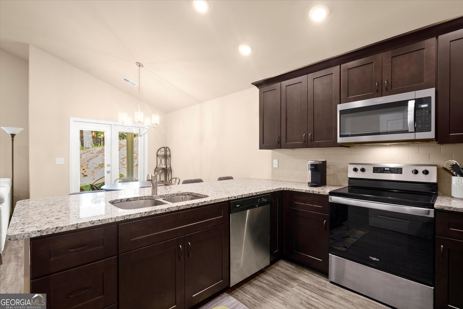 Waleska, Georgia 30183, United States, 4 Bedrooms Bedrooms, ,3 BathroomsBathrooms,Residential,Active,158125