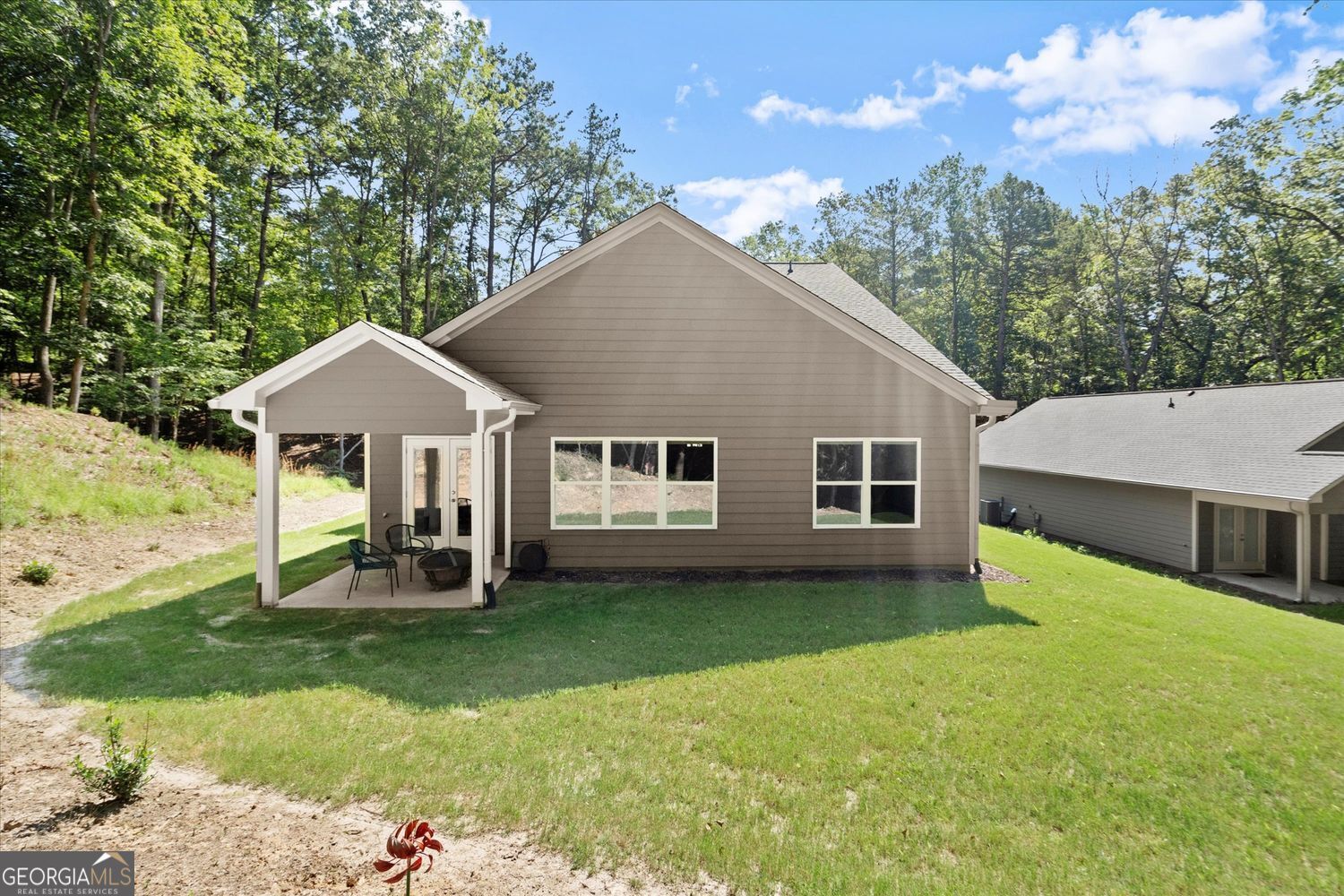 Waleska, Georgia 30183, United States, 4 Bedrooms Bedrooms, ,3 BathroomsBathrooms,Residential,Active,158125