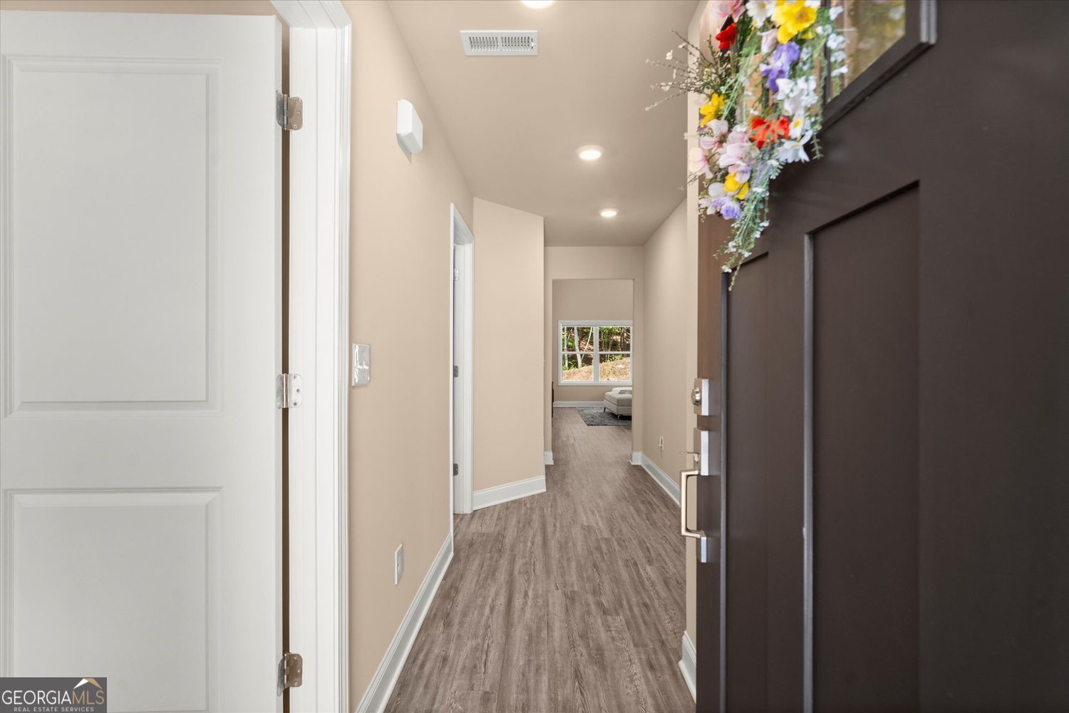 Waleska, Georgia 30183, United States, 4 Bedrooms Bedrooms, ,3 BathroomsBathrooms,Residential,Active,158125