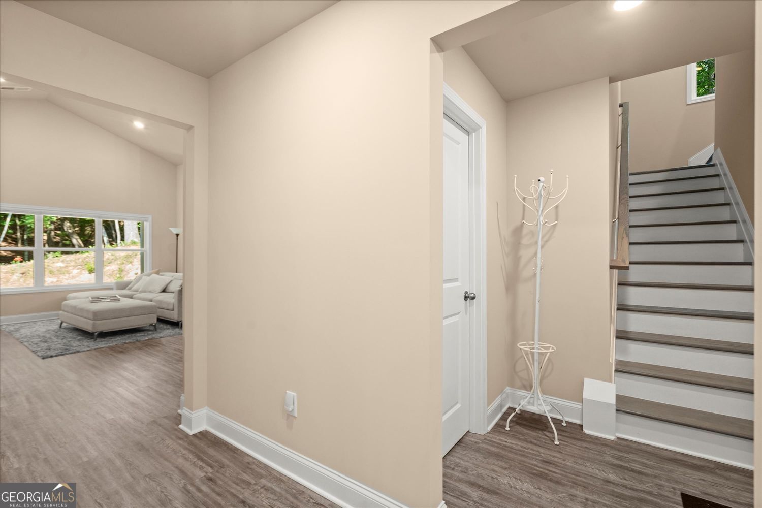 Waleska, Georgia 30183, United States, 4 Bedrooms Bedrooms, ,3 BathroomsBathrooms,Residential,Active,158125