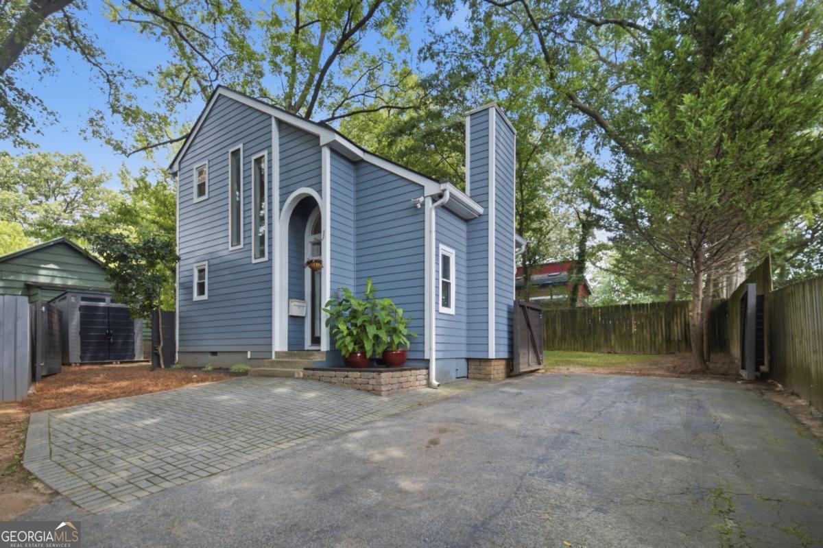 505 Oakdale RD NE 5