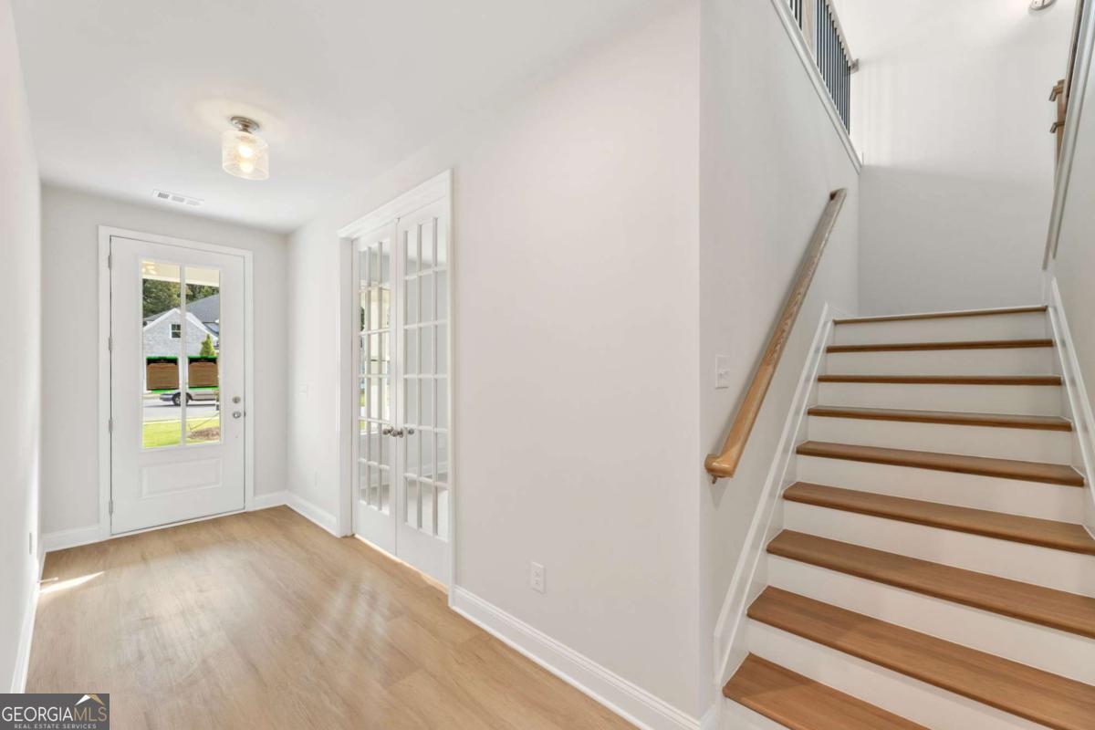 6944 Melody Ridge RD