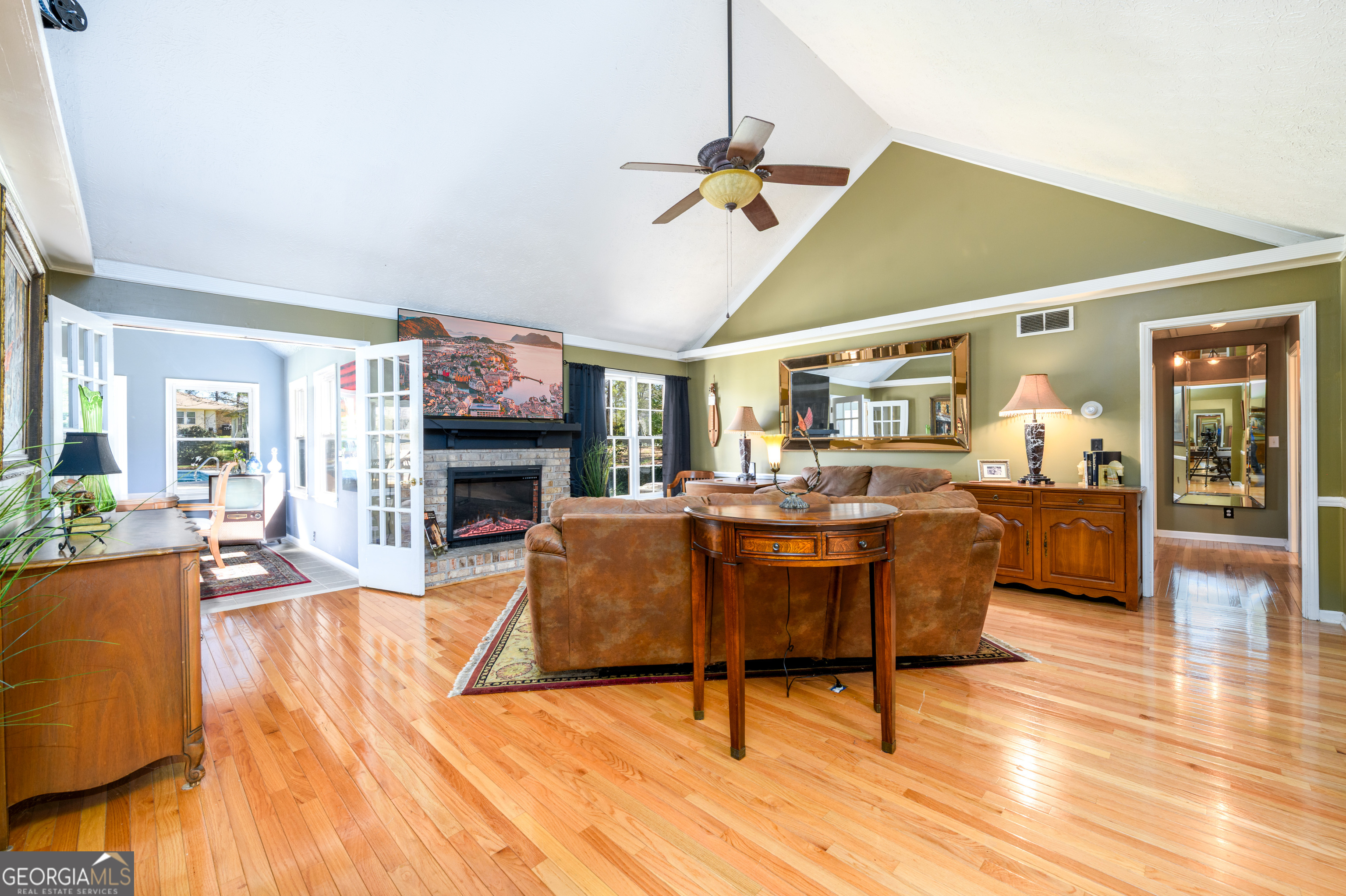 2272 Kimberley WAY