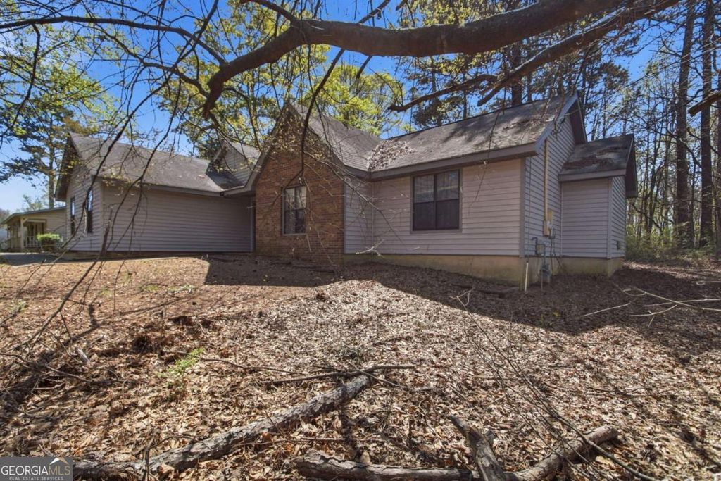 Photo of 1717 Pinto Trail, Jonesboro, GA 30236 (MLS # 10718904)