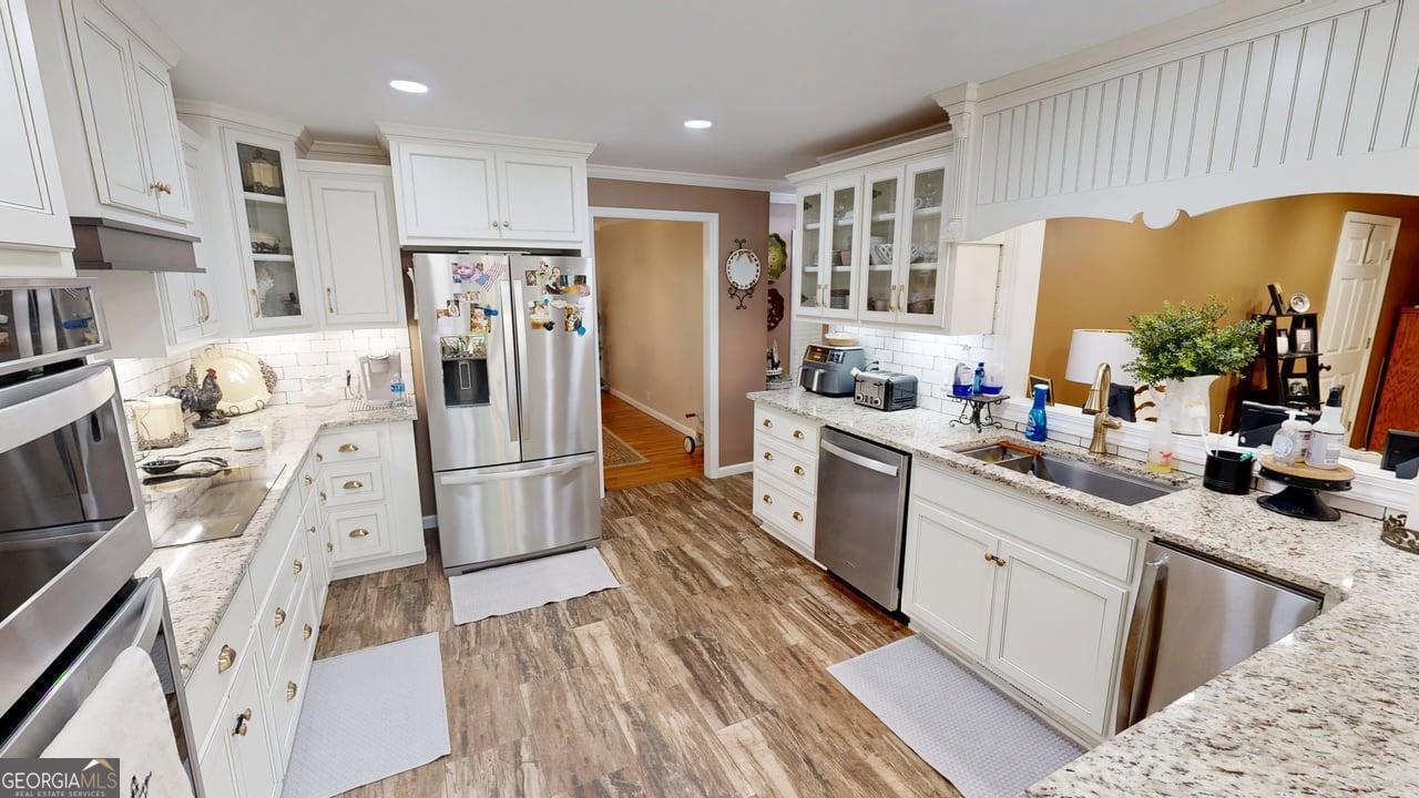 32 Green Oak