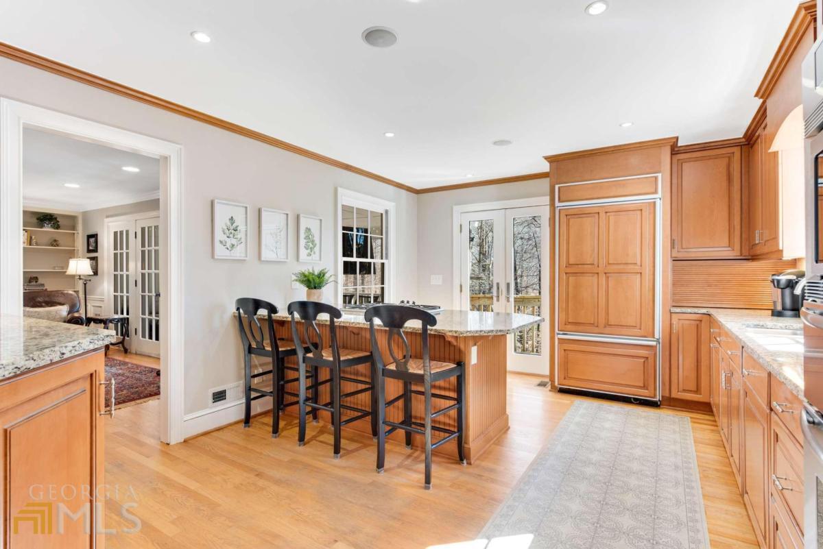 River Lake Shores - Residential